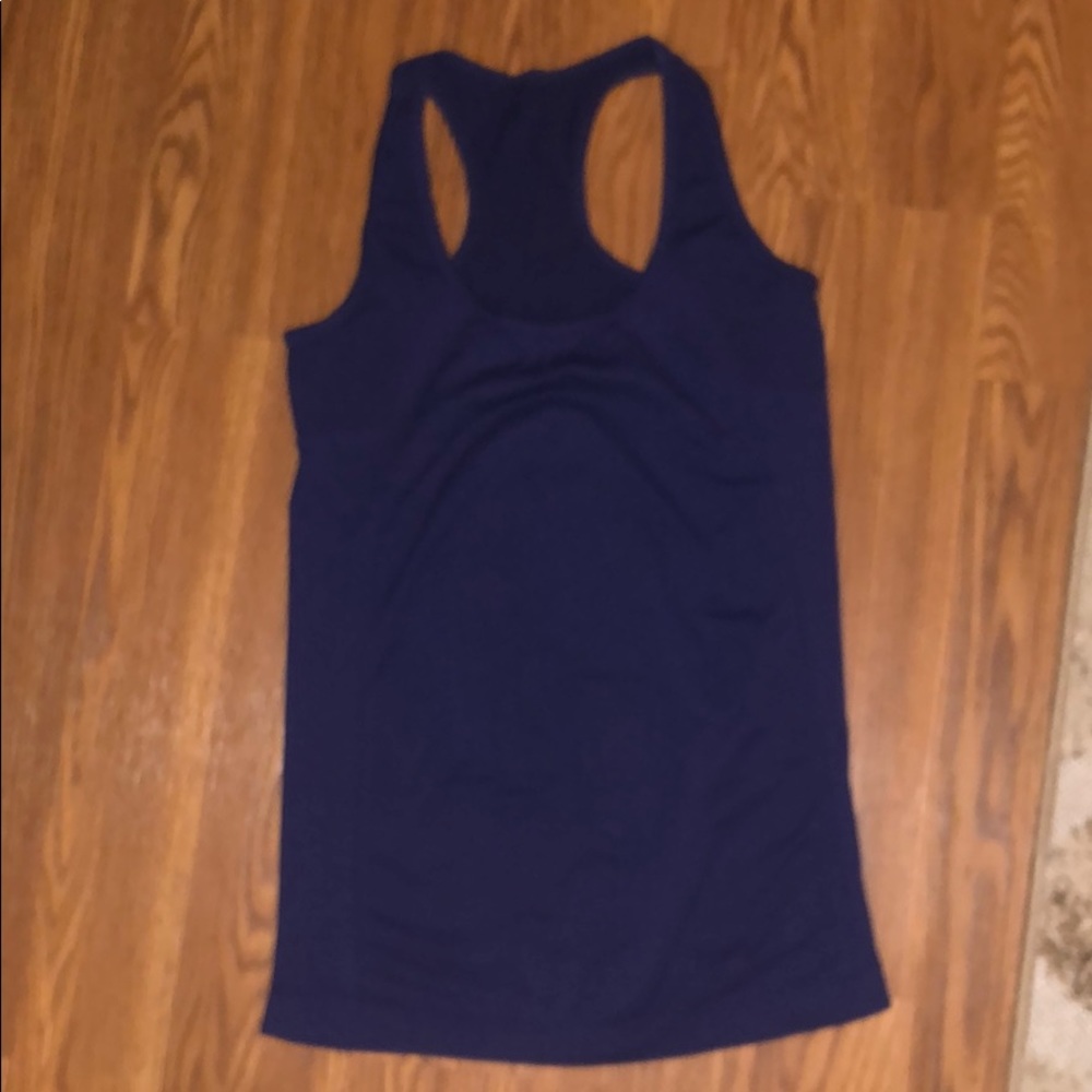 Navy Fabletics soft and airy tank